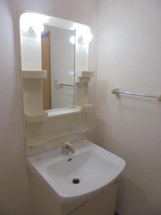 セジュール是政の洗面所