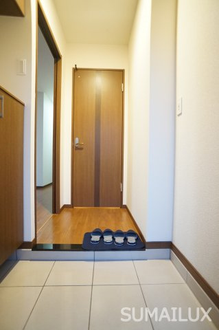 熊本市西区上代３丁目の賃貸マンションの玄関