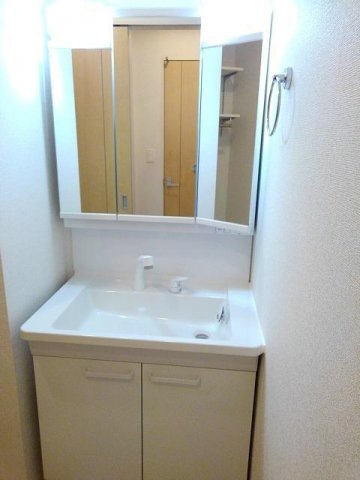 アミティエ　三本松　２号館の洗面所|洗面所です