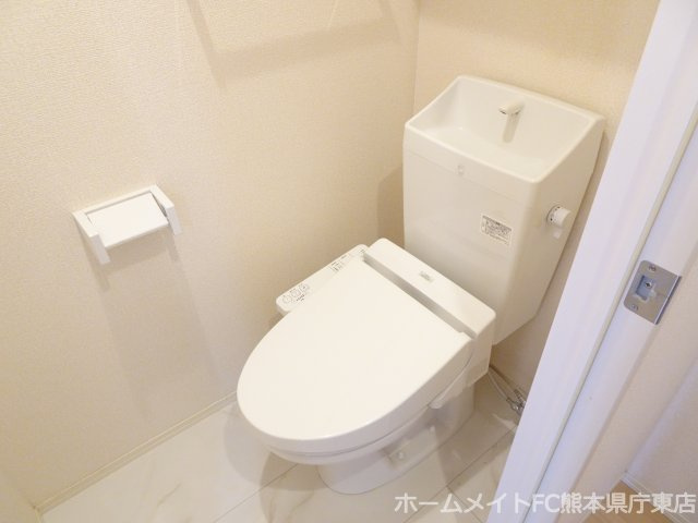 熊本市中央区帯山４丁目のアパートのトイレ