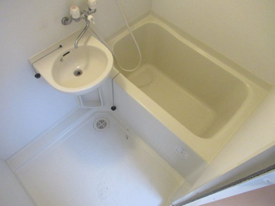 【浴室】 | セジュール八戸ノ里（八戸ノ里賃貸） | 日々の暮らしに欠かせないお風呂です