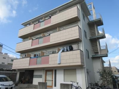 バルーンクラブ2の外観
