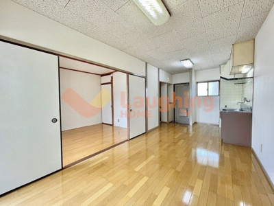 【居間・リビング】 | 権藤ビル | 使いやすい居間です