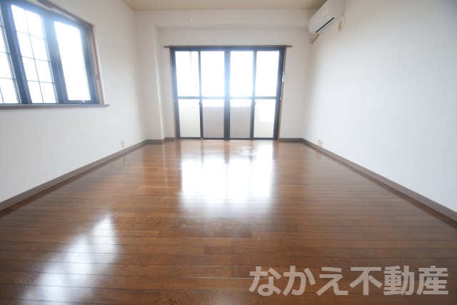 【寝室】 | 落ち着いて過ごせるお部屋なので、寝室にいかがでしょうか