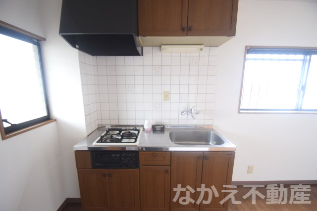 【キッチン】 | コンパクトなキッチンで掃除もラクラク