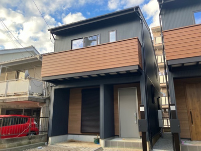 【外観】 | 轟町1丁目貸家　A号棟 | 西千葉駅駅徒歩7分♪一戸建て♪敷地内駐車場1台分有り♪