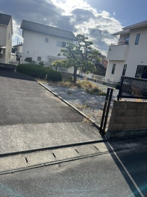 【前面道路含む現地写真】 | 中古戸建　岩国市車町1丁目