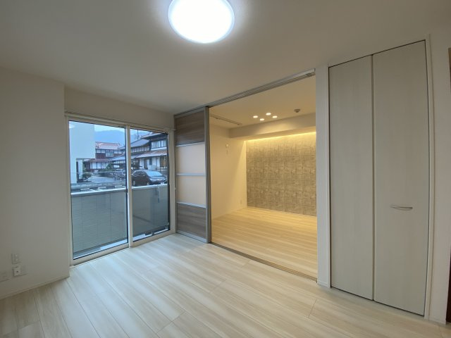 スマイルオンの洋室