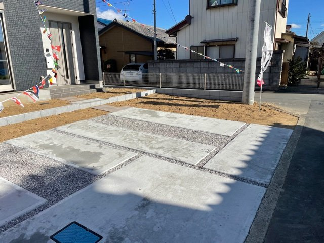 上里町神保原町17期（全3棟）3号棟の駐車場|駐車場に車を止められます