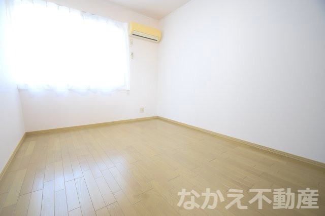 【寝室】 | 落ち着いて過ごせるお部屋なので、寝室にいかがでしょうか