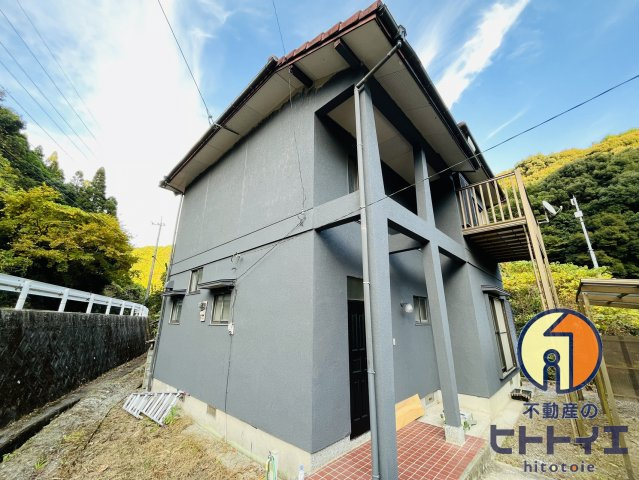 高良内町借家の外観