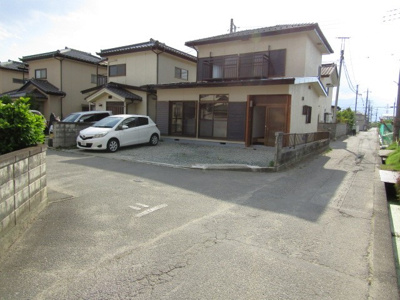 【前面道路含む現地写真】 | 中古戸建　笛吹市石和町今井 | 前面道路含む現地写真です