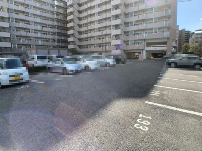 【駐車場】 | ウエストコート8番街2番館 | ※室内写真は別室イメージです