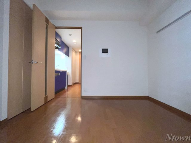 【居間・リビング】 | プレサンス泉セレグレード | おしゃれな居間です
