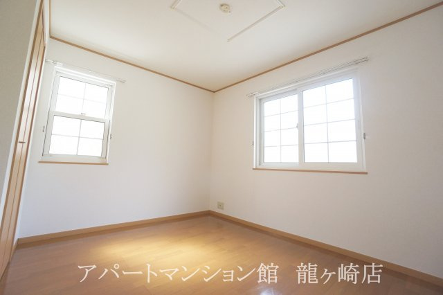 フォレスト　Ｋの寝室