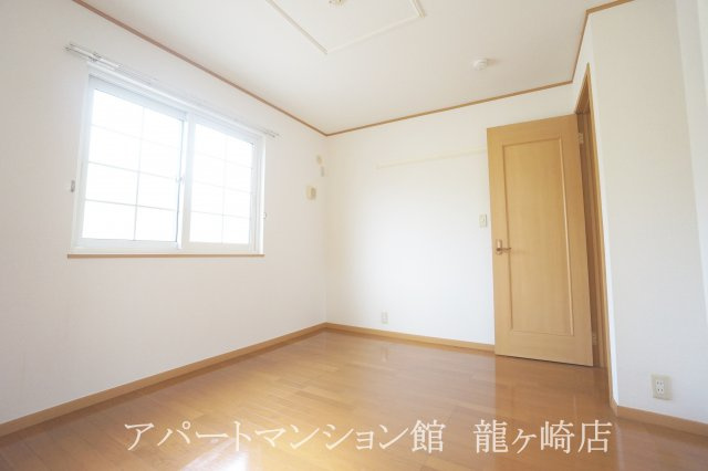 フォレスト　Ｋの寝室