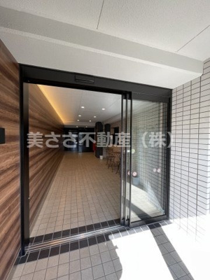 【ロビー】 | ホワイトウイング片倉Ⅰ | エントランスリニューアル