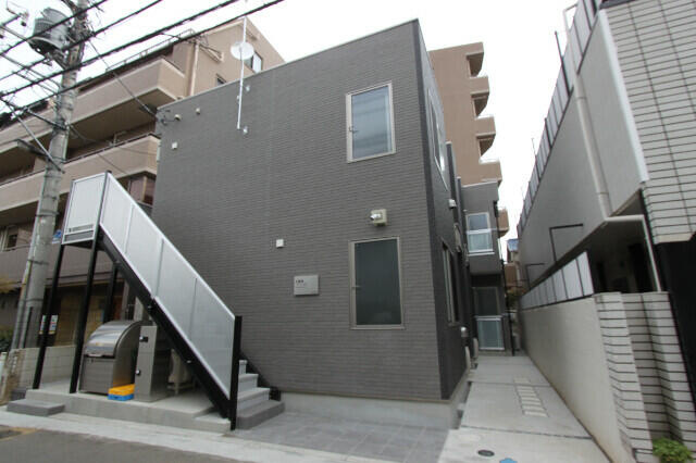 板橋区泉町のアパートの画像
