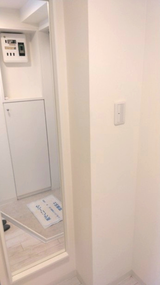 【玄関】 | メゾンセシモ | 姿見