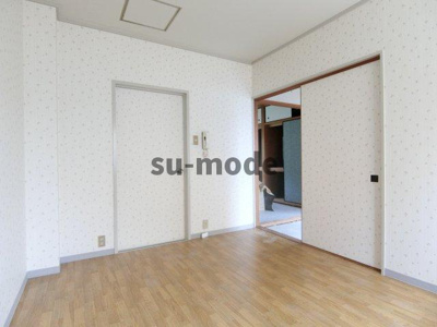 【洋室】 | 上穂ロイヤルハイツ