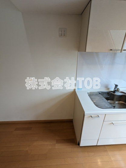 【設備】 | アップライン | 冷蔵庫置き場※クリーニング中の写真※