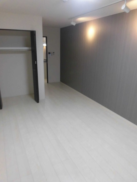 フジパレス新通Ⅱ番館の居間・リビング