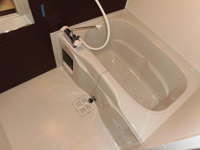 フジパレス新通Ⅱ番館の浴室