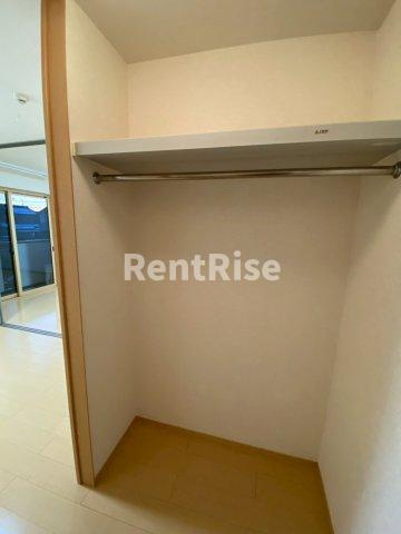 ソレアード Ａ棟の収納