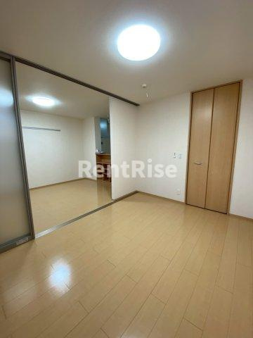 ソレアード Ａ棟の居間・リビング