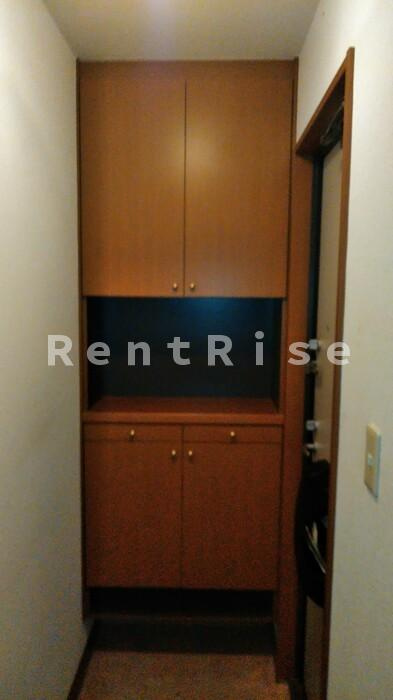 ブルームコートの寝室|通路収納