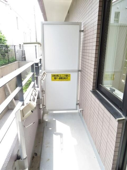 【バルコニー】