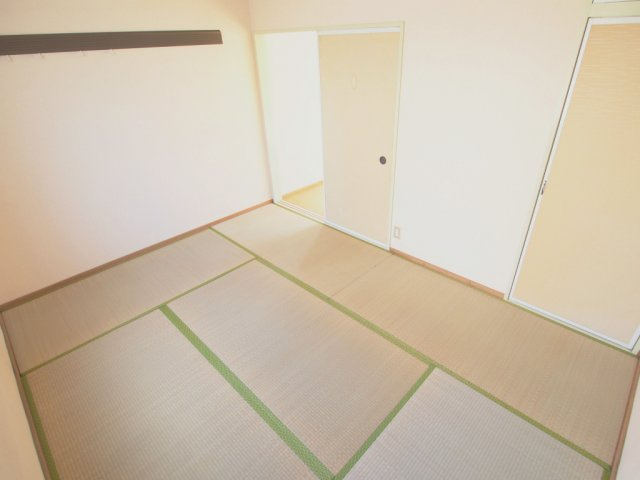 メゾン88の和室