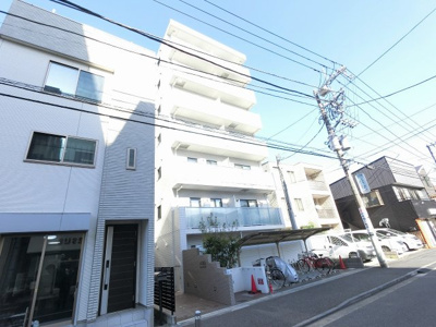 【外観】 | アージョ横浜白楽 | 総戸数２０戸、２０１６年１１月築、管理人は巡回勤務につき管理体制良好です♪