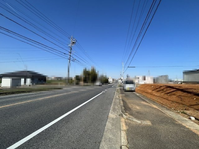 豊田市和会町　土地の前面道路含む現地写真