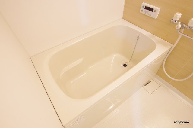 ルミネソレイユ江坂　仲介手数料無料の浴室