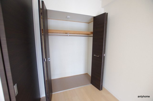 ルミネソレイユ江坂　仲介手数料無料の収納