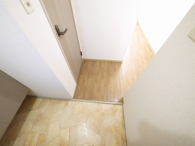ラーク兼吉Cの玄関|玄関です