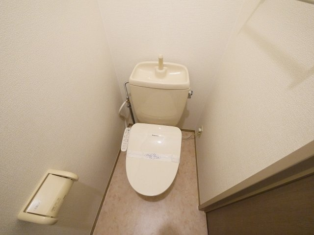 ラーク兼吉Cのトイレ|新しくウォシュレットがつきました！