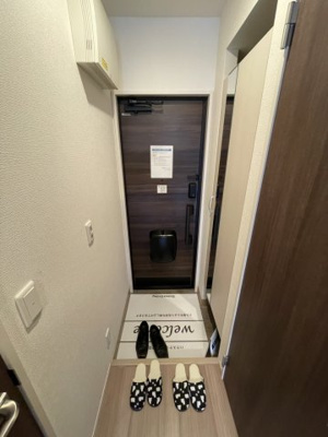 【玄関】 | ラルーチェⅤ