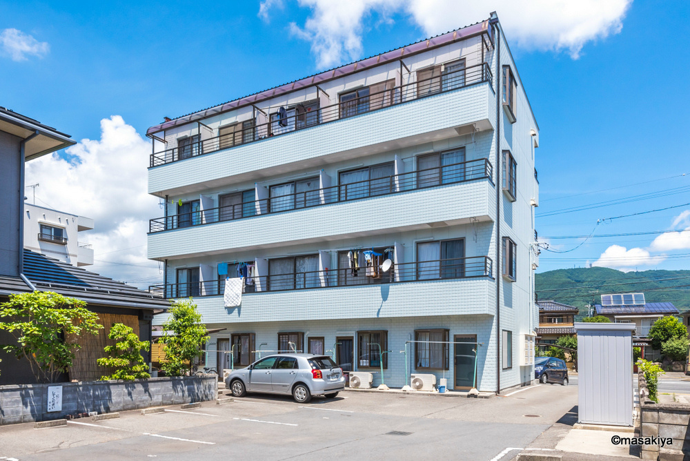 URBAN　INADA