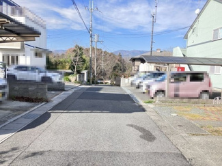 【前面道路含む現地写真】