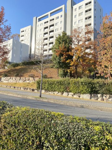 AcityヒルズアーバンⅢ番館の外観