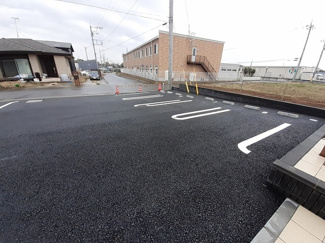 【駐車場】