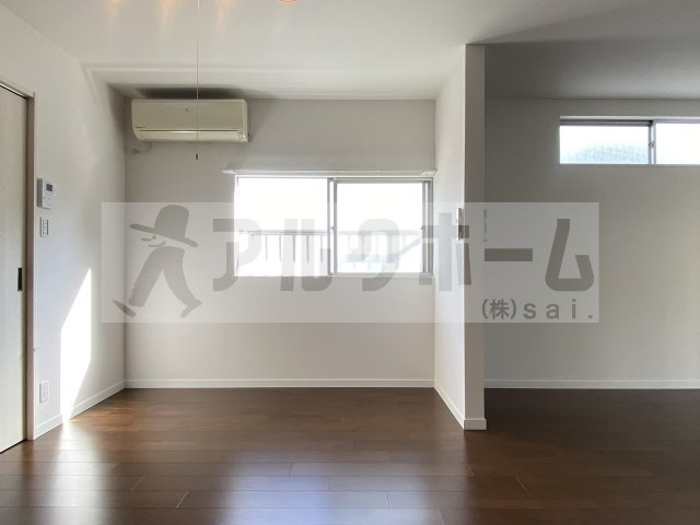 家の森ハイツの居間・リビング