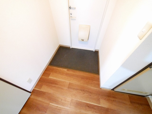 サニープラザの玄関