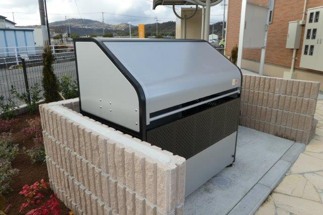 ラ・ボヌールAのその他共用部分|敷地内専用ゴミステーション
