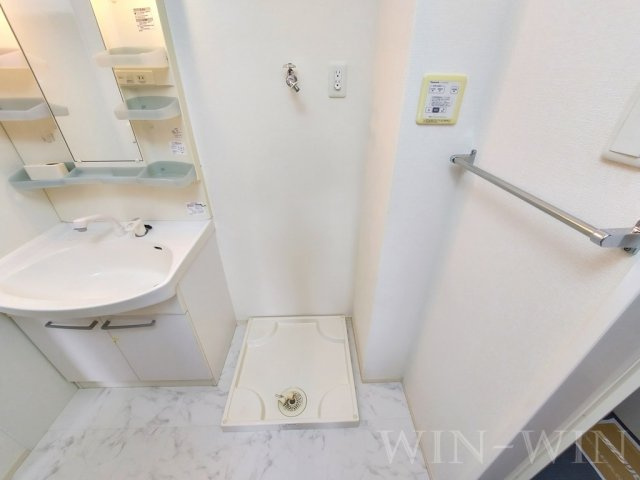 レジデンス芦原 B棟の洗面所