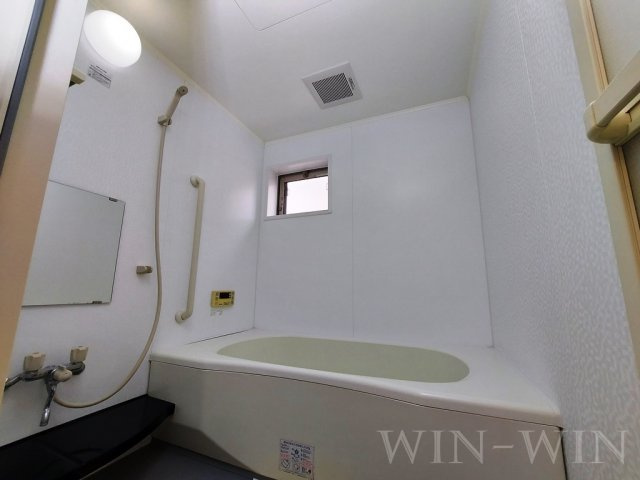 レジデンス芦原 B棟の浴室