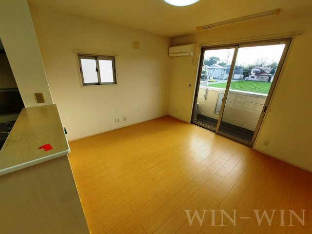 レジデンス芦原 B棟の居間・リビング