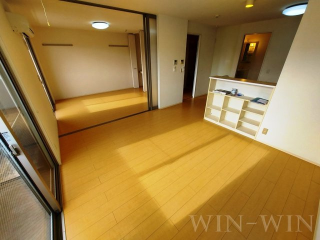 レジデンス芦原 B棟の居間・リビング